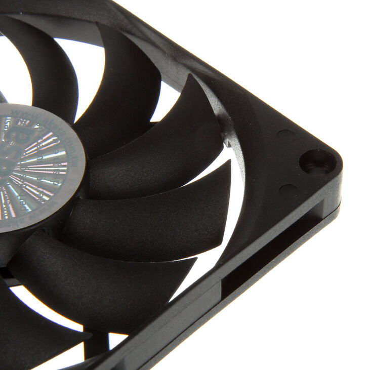 Akasa AK-FN076 Slimline PWM Fan - 80mm image number 2
