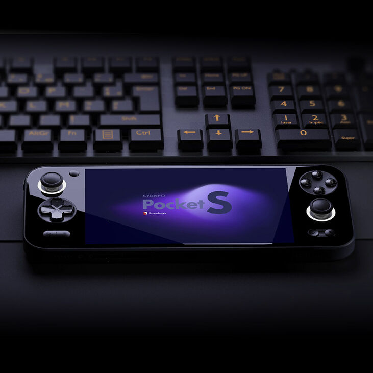 Ayaneo Pocket S Gaming Android Handheld Konsole – 1.440P, 16 GB LPDDR5X, 512 GB SSD, schwarz image number 3