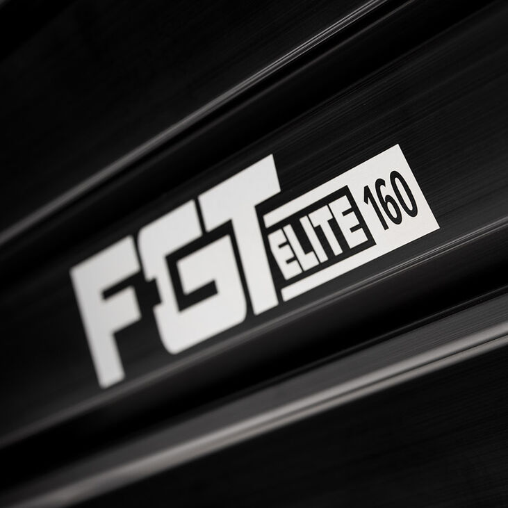 Next Level Racing F-GT ELITE 160 Scuderia Ferrari Edition image number 5
