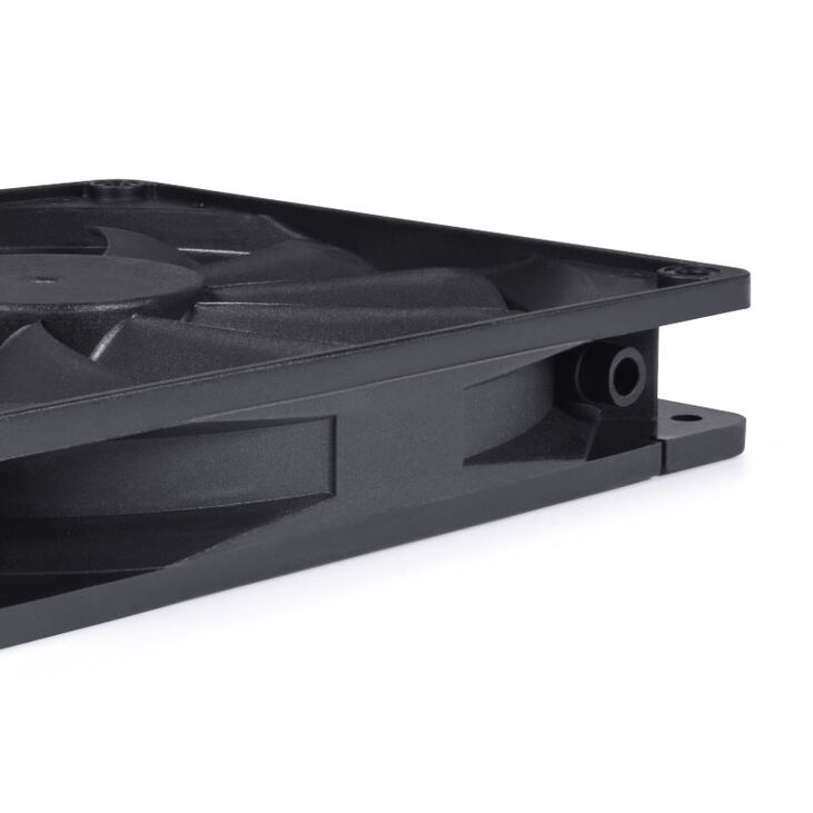 Alphacool Core PWM-Lüfter 2.000 U/min - 140 mm - schwarz image number 2