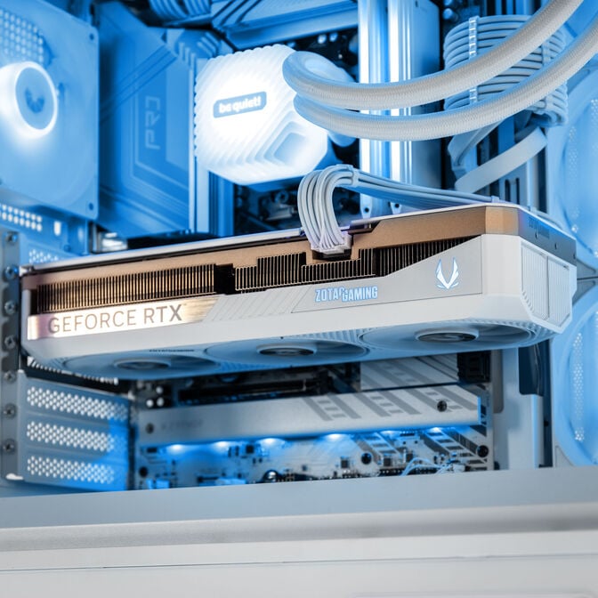 Gaming PC, AMD Ryzen 7 9800X3D, GeForce RTX 5070Ti, 32GB RAM - King Deal image number 5