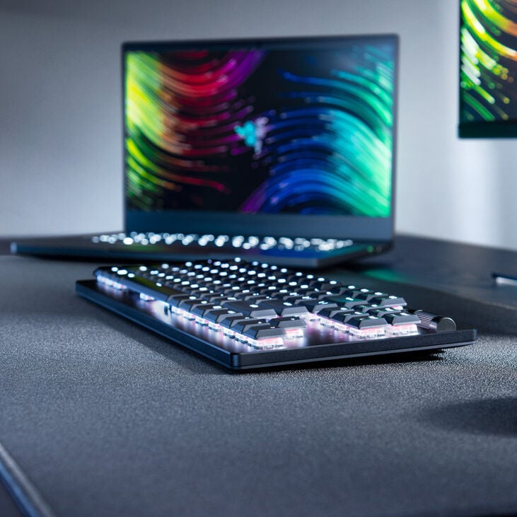 Razer DeathStalker V2 Pro TKL Gaming Keyboard - German Layout image number 7