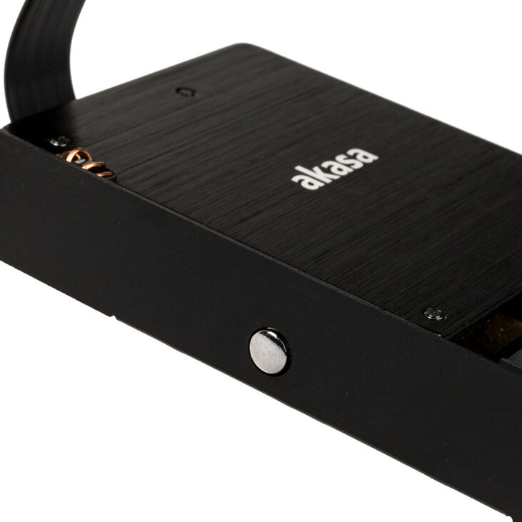 Akasa Dual M.2 PCI-E RGB LED Adapter Karte image number 3