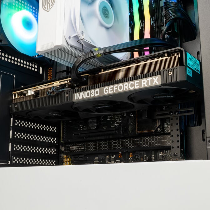Gaming-PC Avalanche II, AMD Ryzen 7 7800X3D, RTX 5070 Ti - Fertig-PC mit Windows image number 6