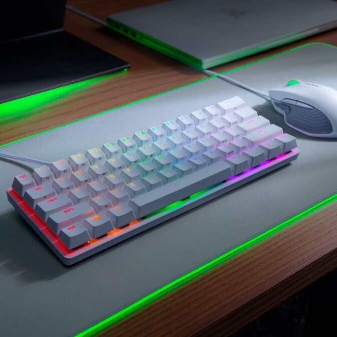 Razer Huntsman Mini Mercury Gaming Keyboard, Optical Switches - White, ISO DE image number 2