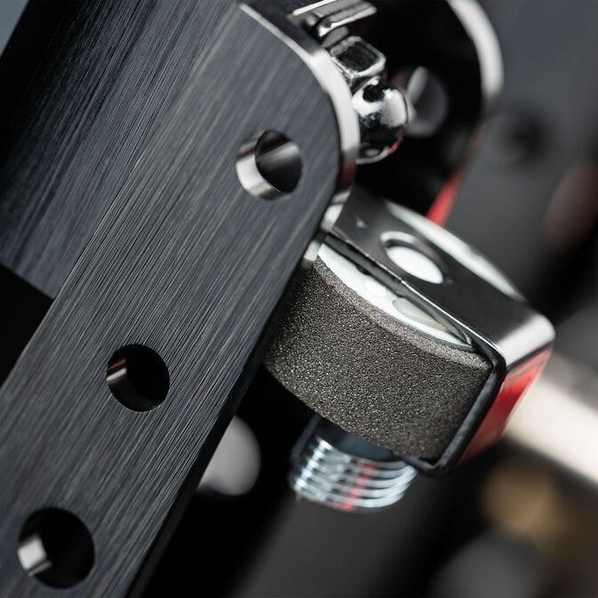 Fanatec ClubSport Steering Wheel Formula V2.5 X + CSL DD QR2 Wheelbase (8Nm) & ClubSport Pedals V3 image number 23
