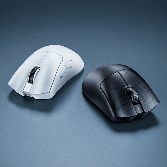 Razer DeathAdder V3 Pro Wireless Gaming Mouse - black image number 7
