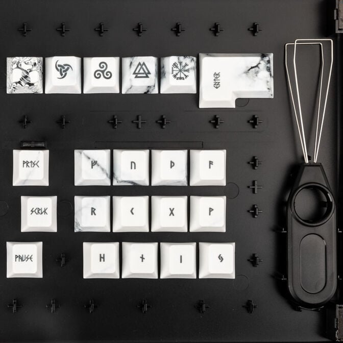 Traitors ETERNITY Keycap Set, PBT - UK image number 2