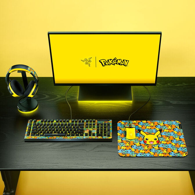 Razer Gaming Bundle - Kraken Kitty VX4 Headset, Gigantus V2 Mauspad & Cobra Gaming Maus - Pok&eacute;mon Kanto Starters Edition image number 1