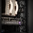 Gaming PC, AMD Ryzen 7 9800X3D, 64 GB RAM, GeForce RTX 5070 Ti - King Deal image number null
