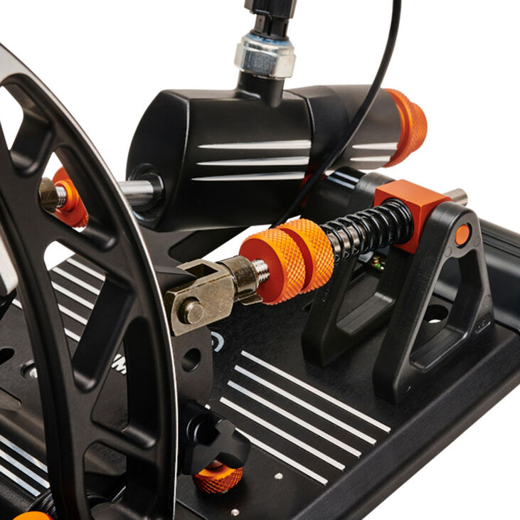 Asetek SimSports Invicta Sim Racing Gas- und Bremspedal image number 7