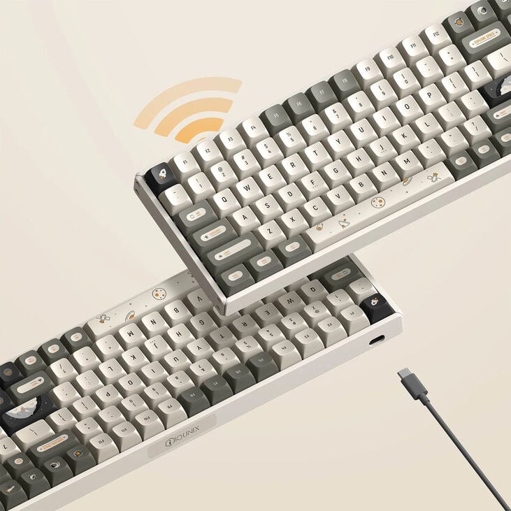 IQUNIX F97 Hitchhiker Wireless Gaming Keyboard, RGB - Moonstone Turbo image number 4