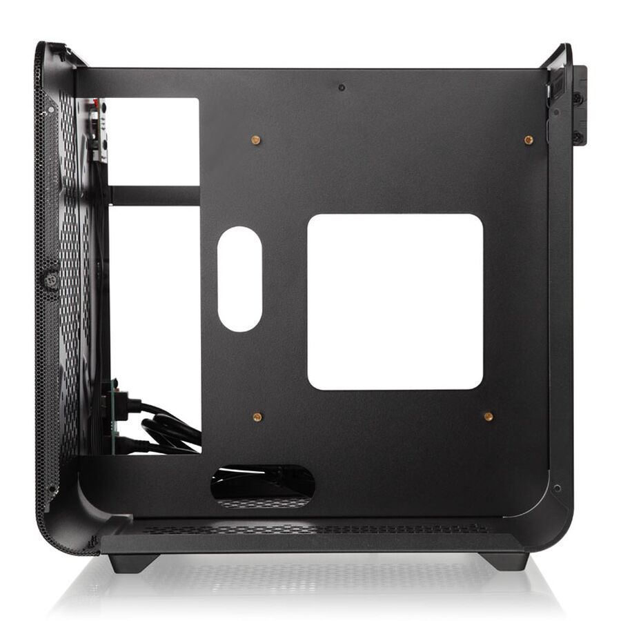 Notranjost raijintek metis evo tg mini-itx ohišja za kompakten build