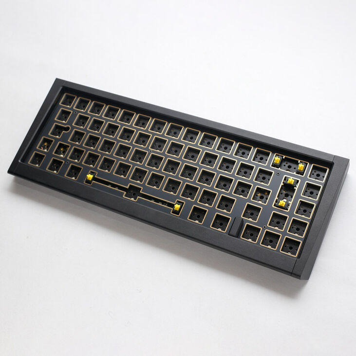 Ducky Outlaw 65 Gaming-Tastatur, Barebone - schwarz (ISO) image number 3
