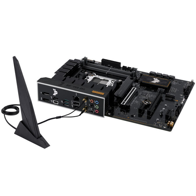 ASUS TUF Gaming A620-PRO WIFI, AMD A620 Mainboard, Sockel AM5, DDR5 image number 4