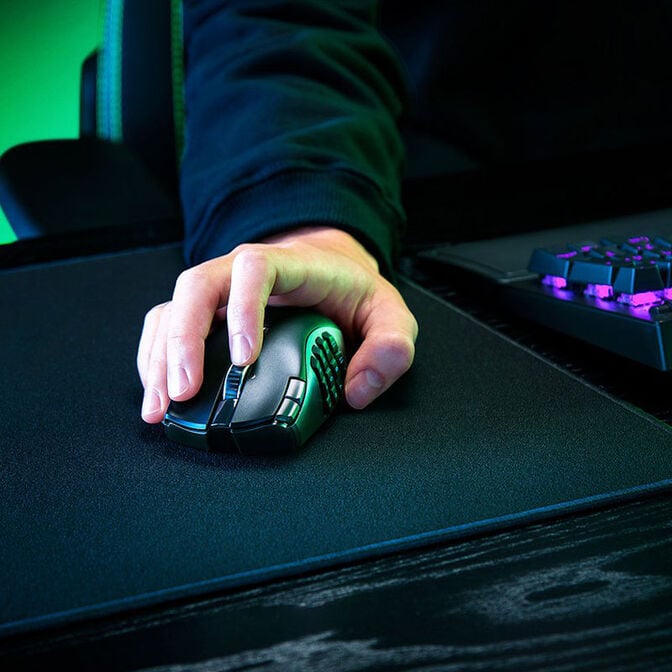 Razer Naga V2 HyperSpeed Gaming Mouse USB/Bluetooth - black image number 5