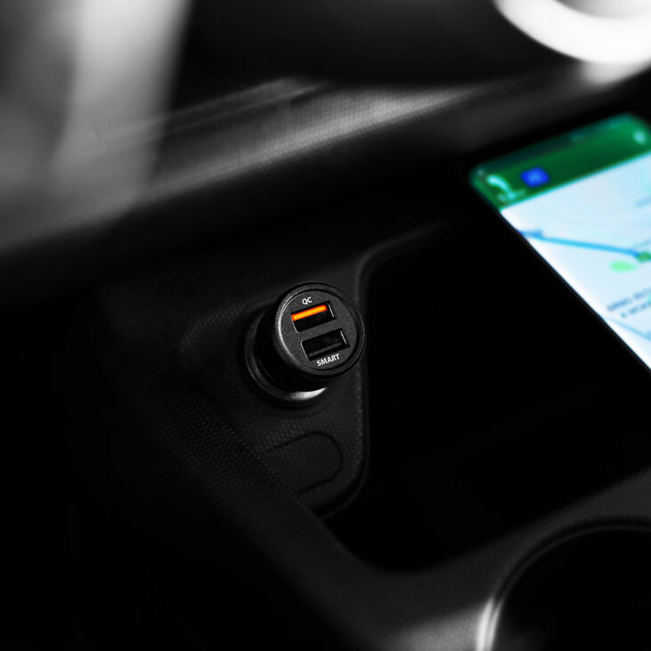 AXAGON PWC-QC5 car charger, 1x USB-A QC 3.0 + 1x USB-A SmartCharge, 31.5 W, CL plug - black image number 2