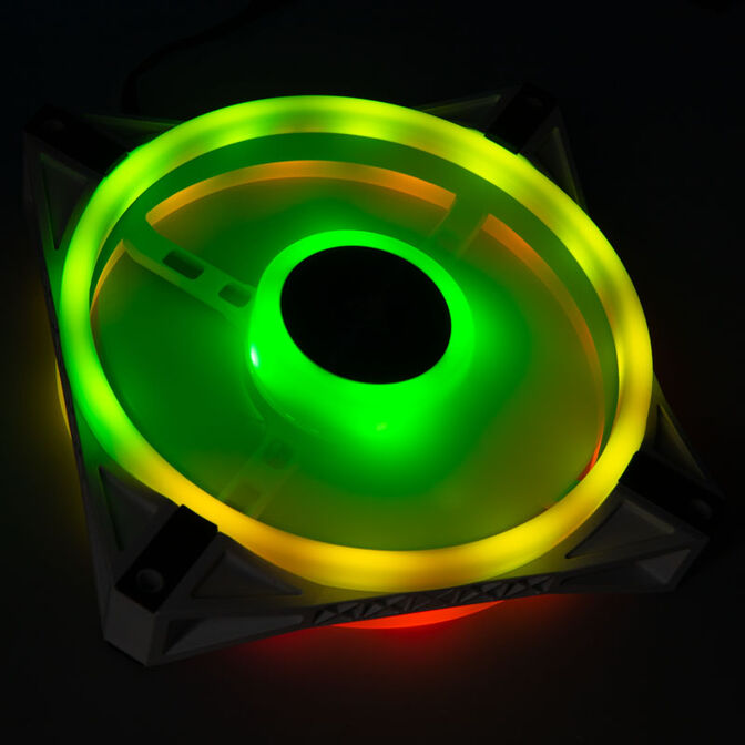Corsair iCUE QL140 RGB PWM Fan - 140mm, white image number 4