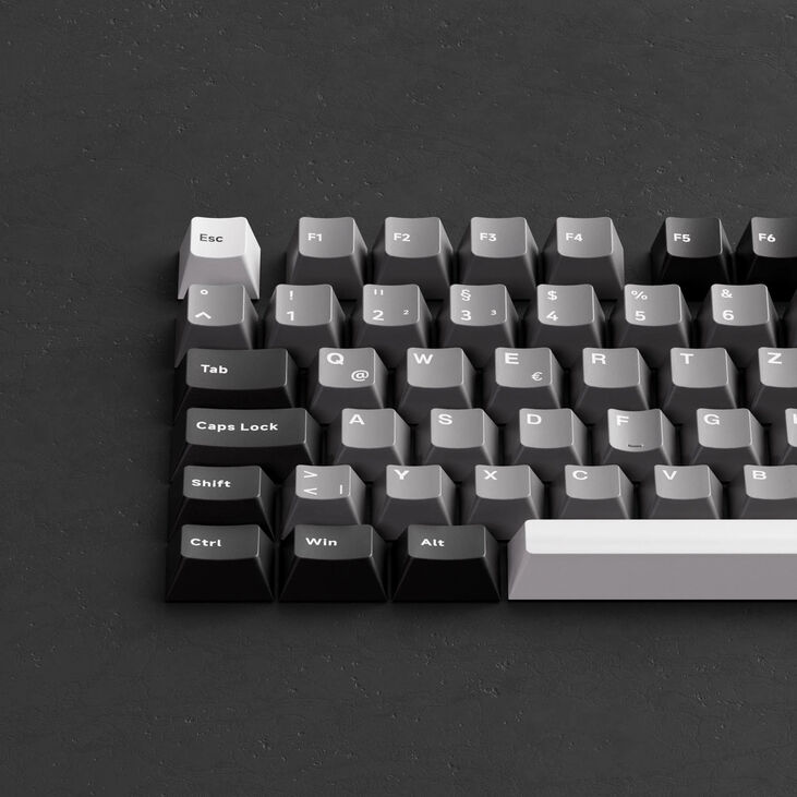 Akko MonsGeek M1 V5 VIA Gaming Keyboard, 75%, RGB, ISO-DE/UK/Nordic Layout - Black / Silver, V3 Creamy Purple Pro Switches image number 5